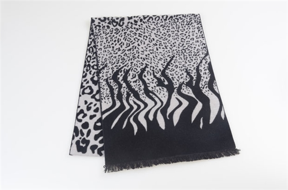 豹紋圍巾