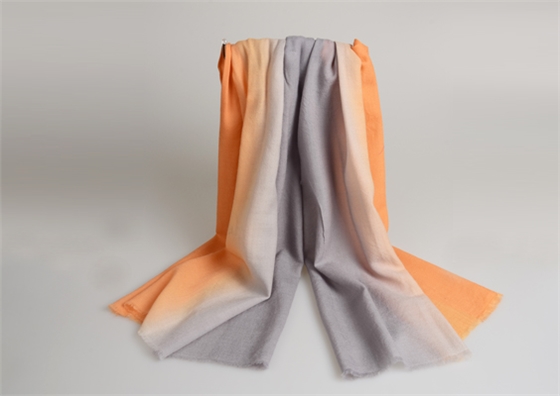 羊毛圍巾批發(fā)