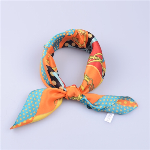 女士素縐緞方巾