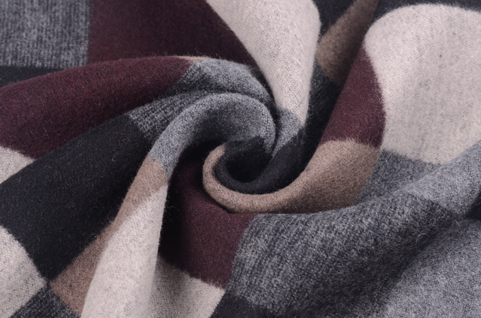 圍巾批發(fā) 圍巾廠家 真絲圍巾 男士圍巾 拉絨圍巾