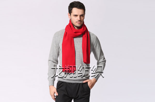 男士紅圍巾