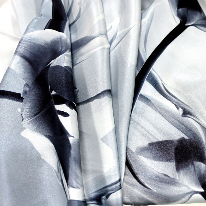 蓮開并蒂絲巾細節(jié)圖